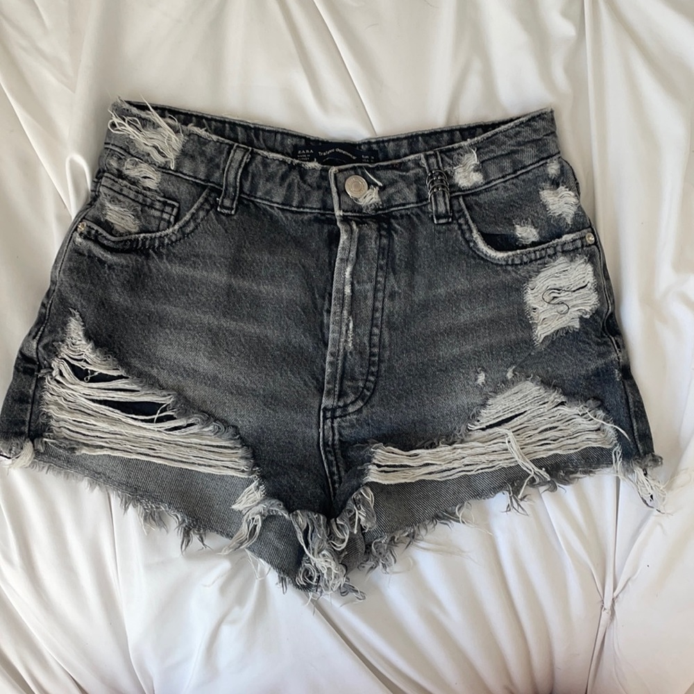 Zara Distressed High Rise Shorts